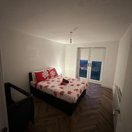 Brand New Modern Luxurious Apartment Near The City Бірмінгем Екстер'єр фото