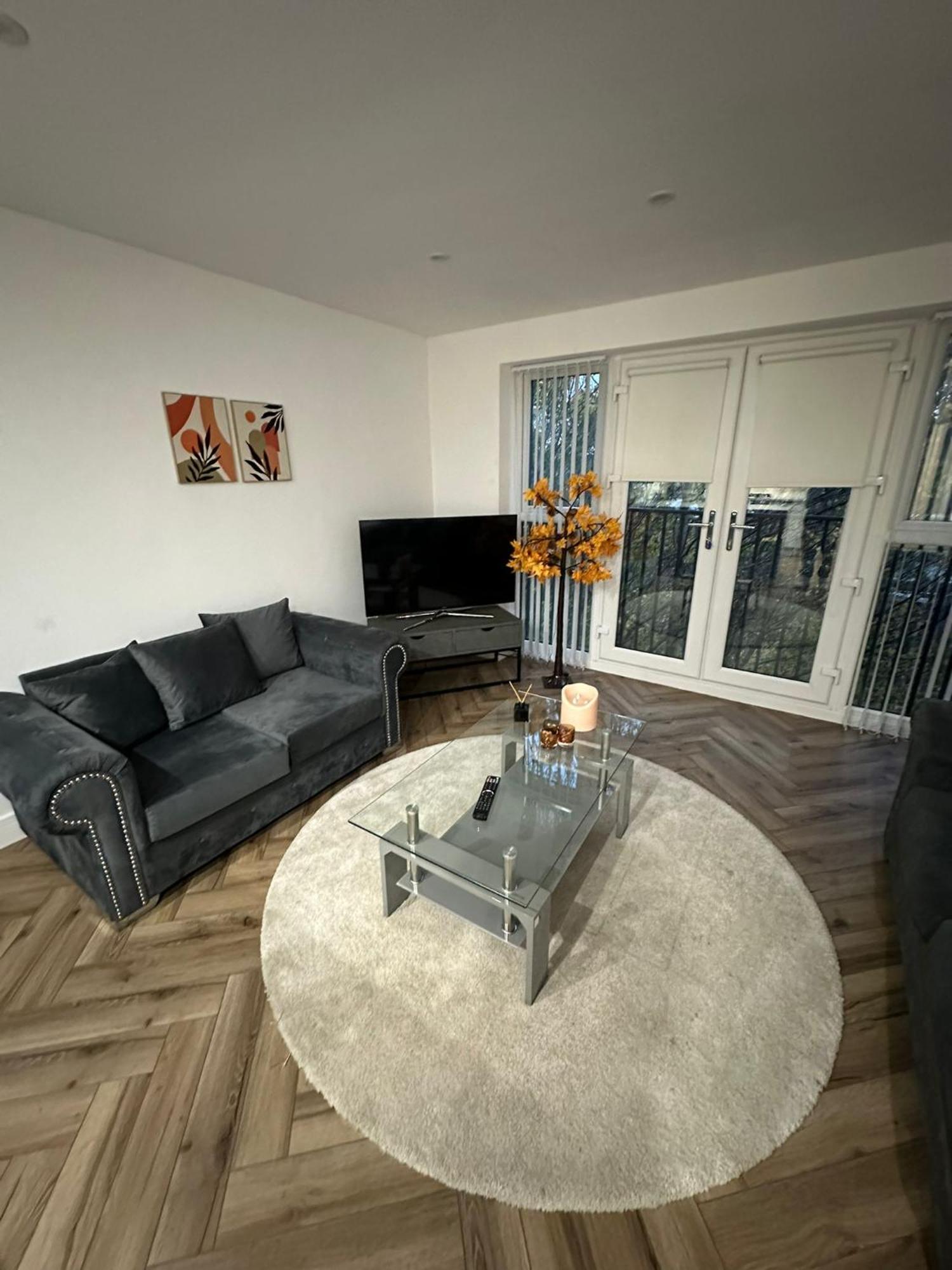 Brand New Modern Luxurious Apartment Near The City Бірмінгем Екстер'єр фото